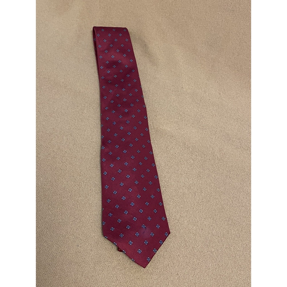 Christian Dior Mens Red all Silk Geometric Tie Made in USA fabric woven in Italy